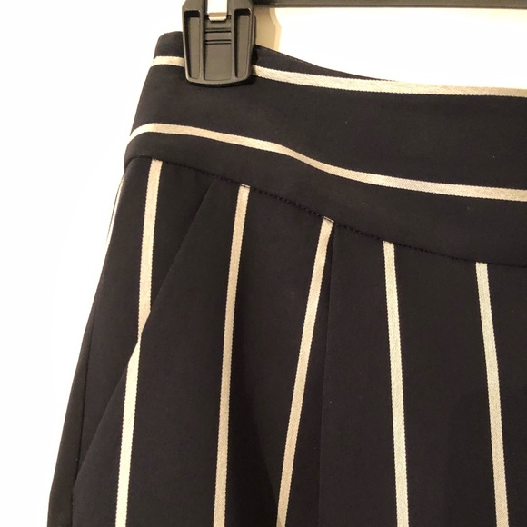 Wide Leg Stripped Capri with Side Slit - Picture 3 of 8